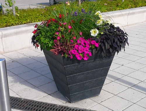 Jardinière Espace conique